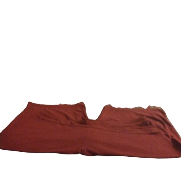 Danskin Now Crossover Waistband Comfortable Maroon Plus Sized Capri Lounge 4X - Picture 6 of 8